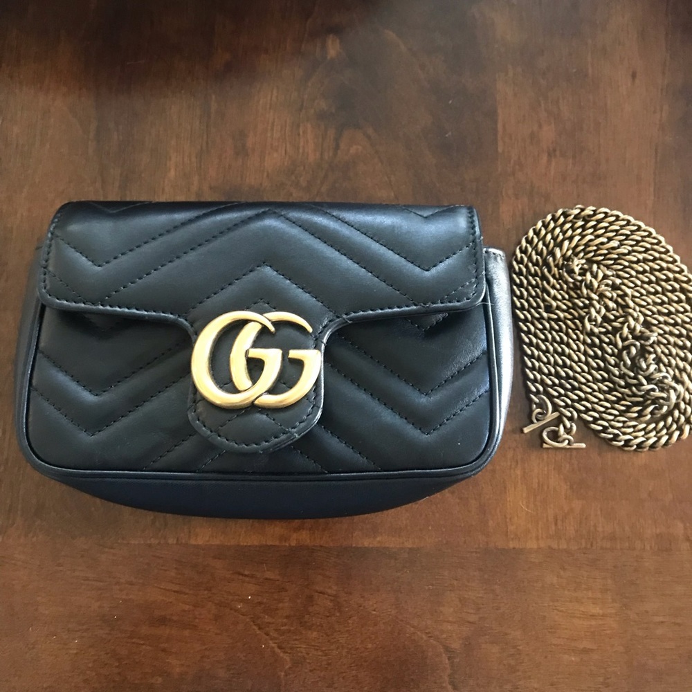Gucci GG Marmont Matelasse Leather Super Mini Bag